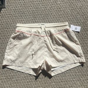 women’s volcom board short/ swim short (nwt!!)